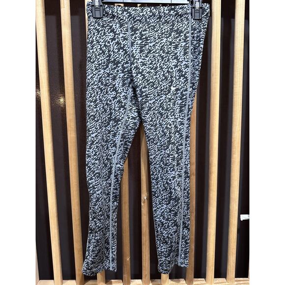 Nike Dri-FIT Leggings XS Black Gray Full Length Athletic Yoga Pants Workout - Picture 1 of 4